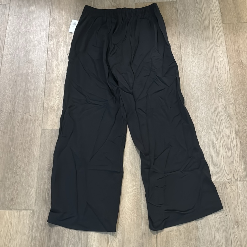NWT! Old Navy Black High-Waisted Playa Soft-Spun Wide-Leg Pants 🛝 - Picture 10 of 10